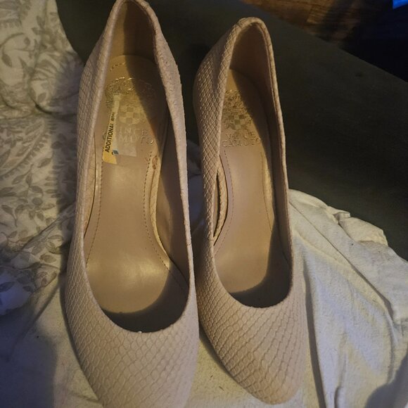 Size 8 vince camuto - Picture 1 of 2